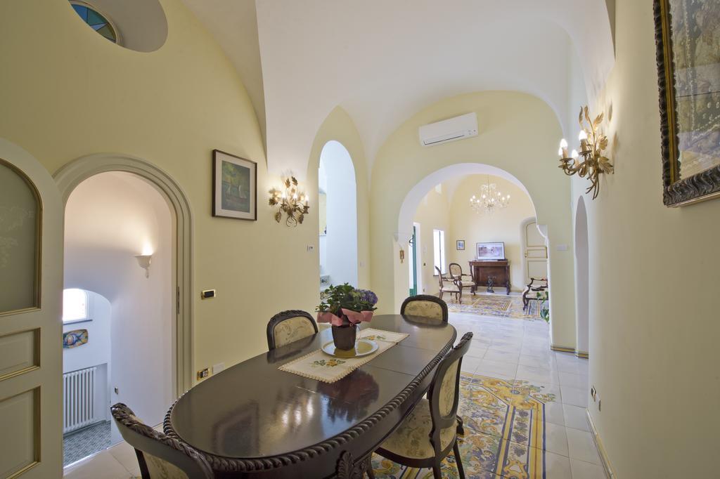 Palazzo Rocco Villa Sunshining In Love Băile Herculane Dış mekan fotoğraf