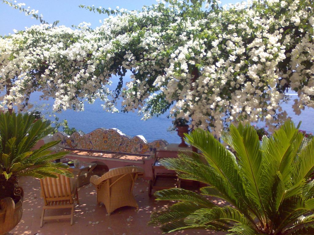 Palazzo Rocco Villa Sunshining In Love Băile Herculane Dış mekan fotoğraf