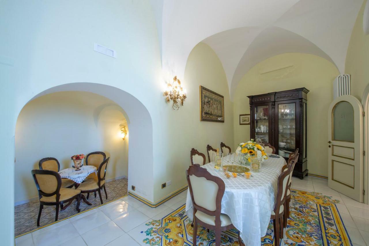 Palazzo Rocco Villa Sunshining In Love Băile Herculane Dış mekan fotoğraf