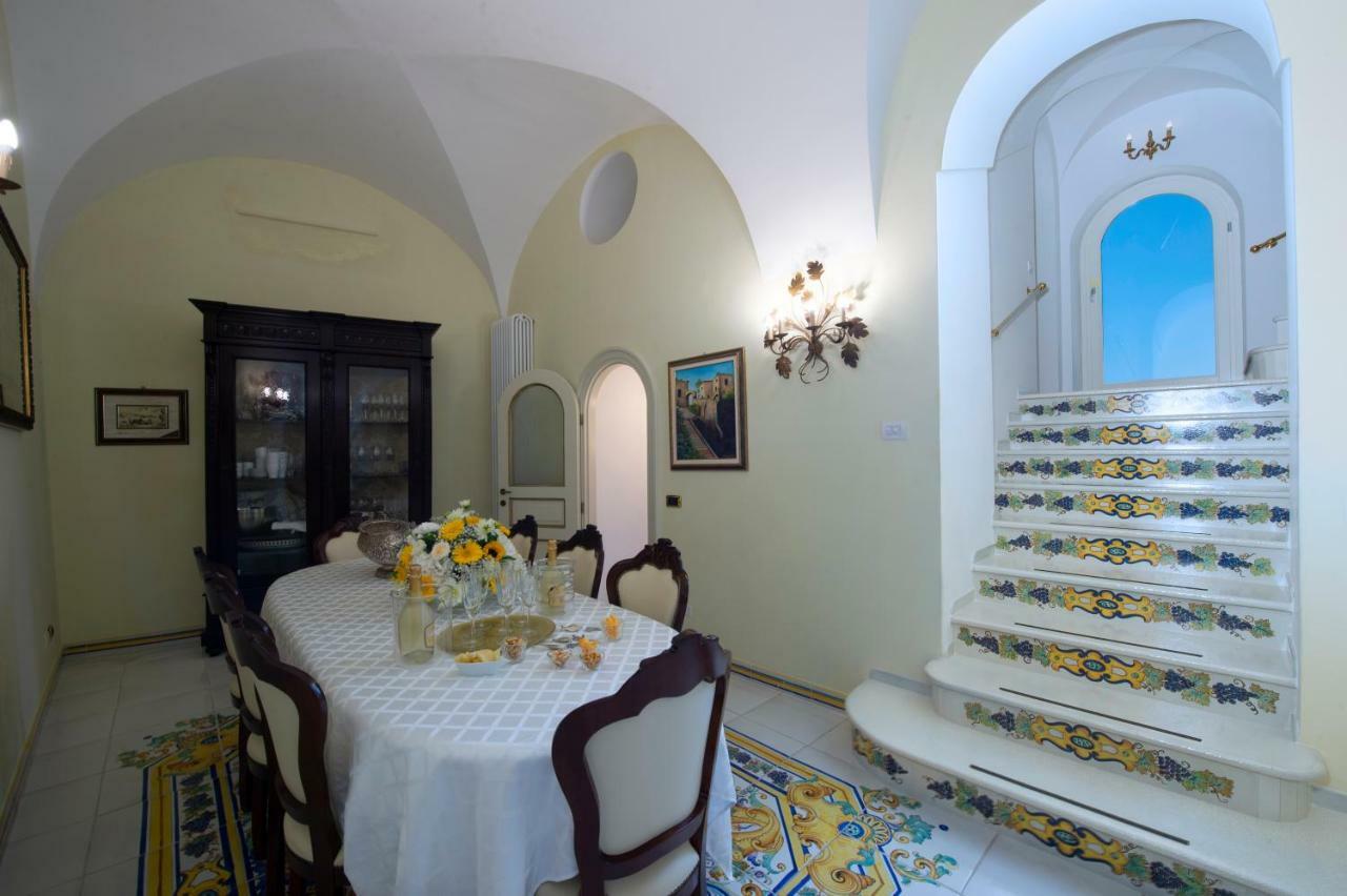 Palazzo Rocco Villa Sunshining In Love Băile Herculane Dış mekan fotoğraf