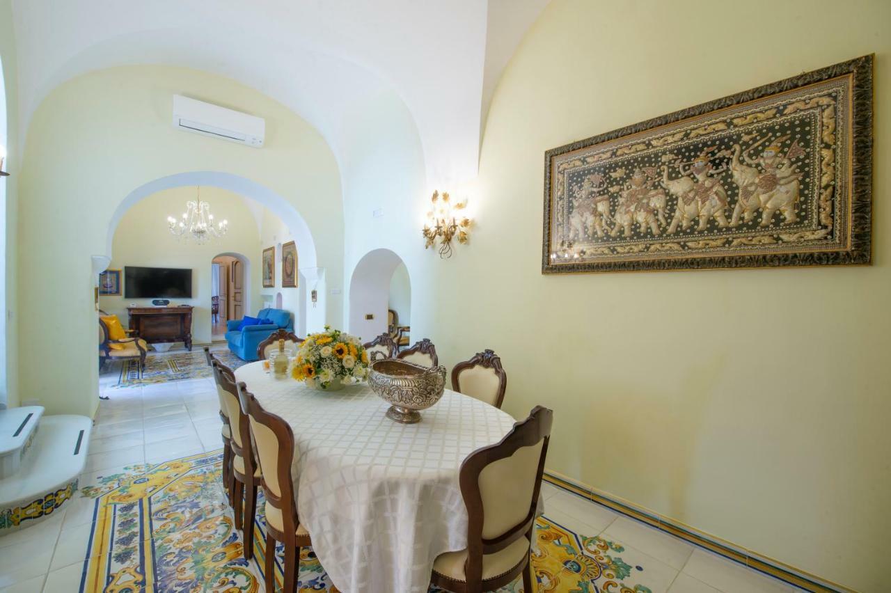 Palazzo Rocco Villa Sunshining In Love Băile Herculane Dış mekan fotoğraf